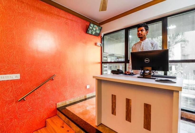 فندق Capital O Sln Residency