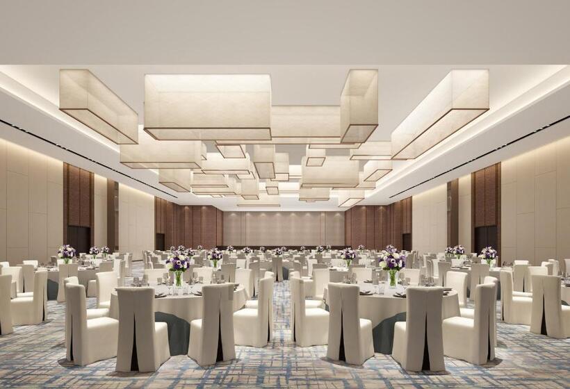 בית מלון כפרי Hyatt Regency Thrissur