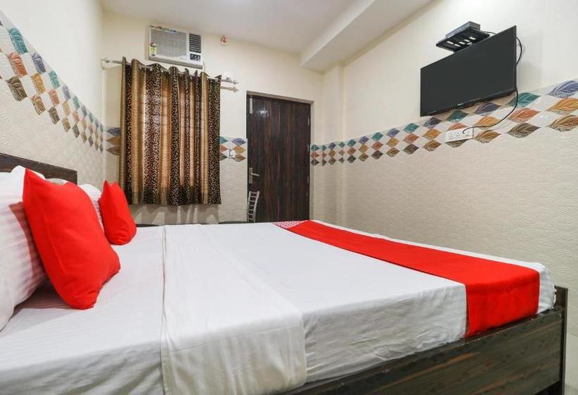 فندق Oyo 49095 K Fort