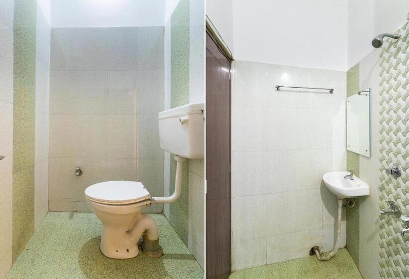 هتل Spot On Prabir Residency Inn