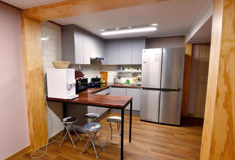 پانسیون Guma Modern Hanokstay