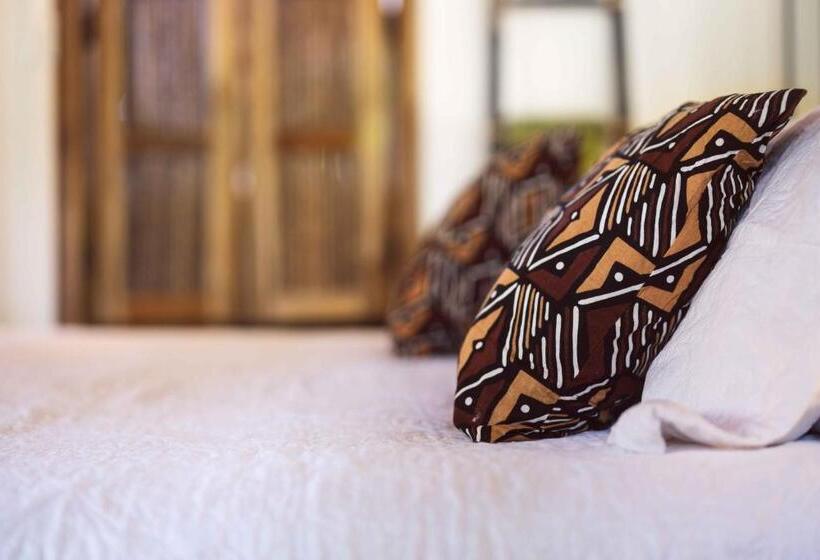 Black Bamboo B&b