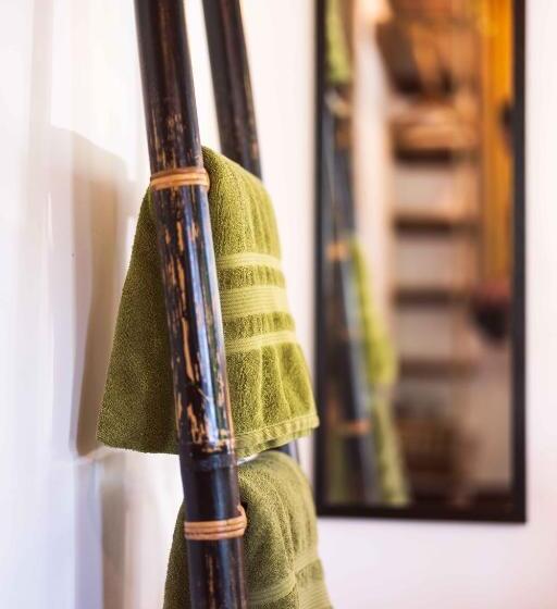 Black Bamboo B&b