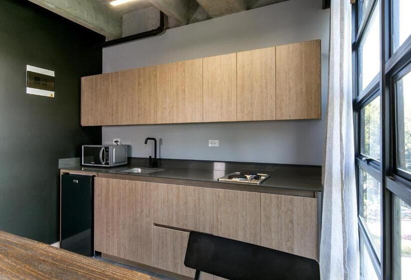 هتل Factory Lofts