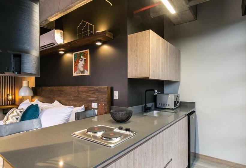 هتل Factory Lofts