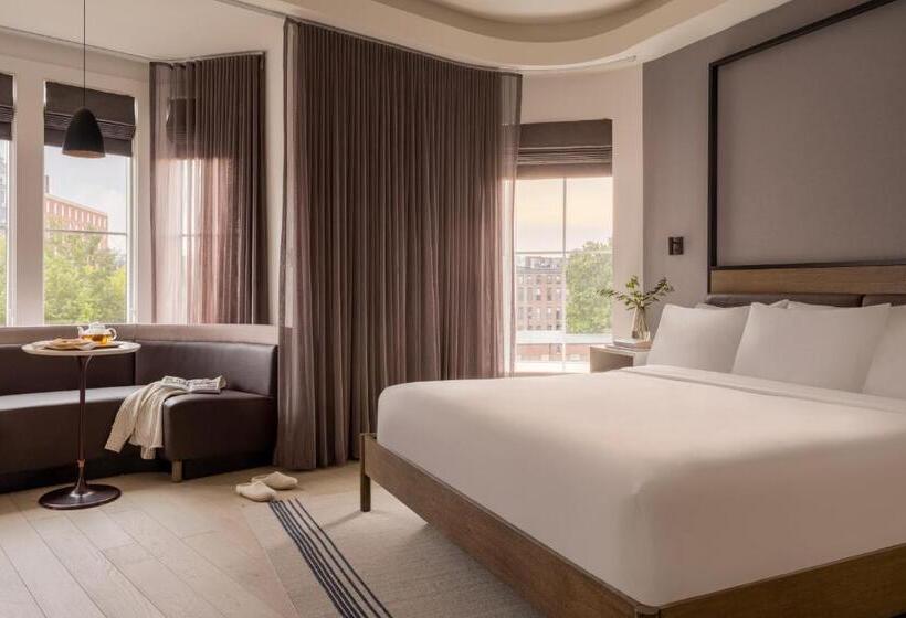 Hotel Sonder 907 Main