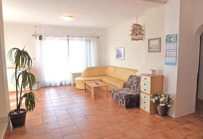 Apartment Pampas