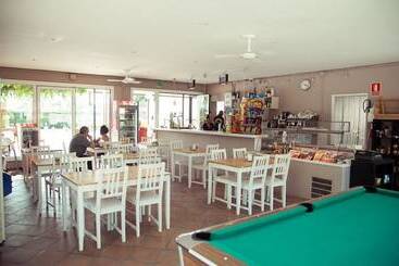 هتل Camping Sènia Riu