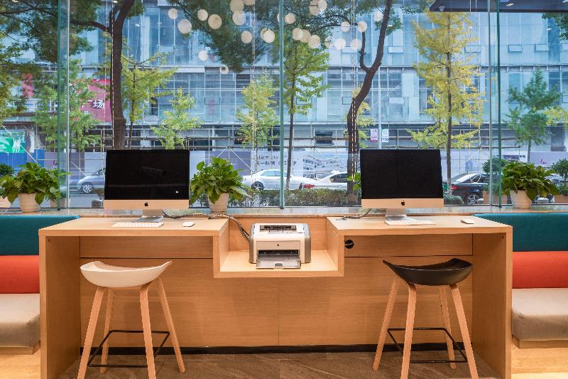 هتل Holiday Inn Express Ningbo City Center, An Ihg