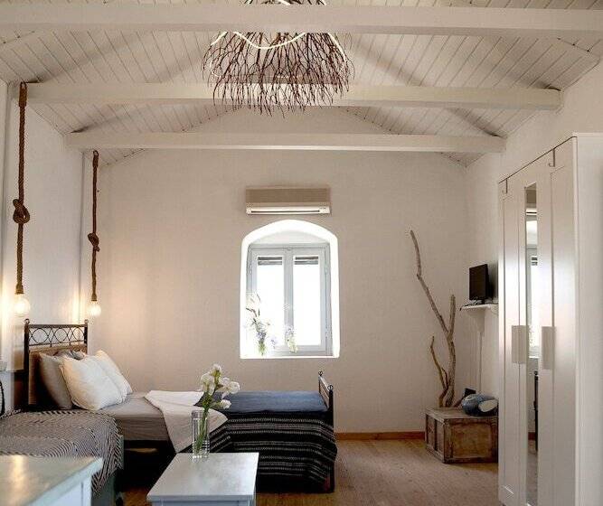 هتل Unique Hideaway With Serene Panoramic Views