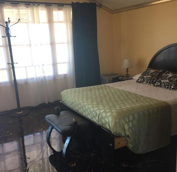 פנסיון Hostal Gipuzkoa