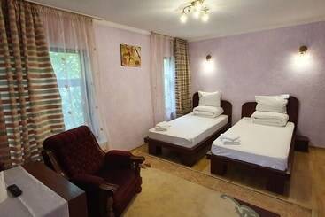 پانسیون Villa Verde