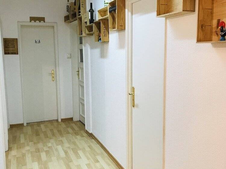 پانسیون Wine Inn Cascais Guesthouse