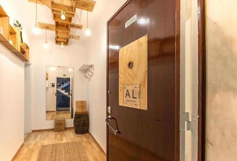 پانسیون Wine Inn Cascais Guesthouse