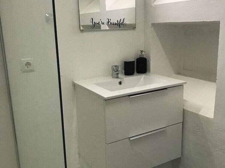 پانسیون Wine Inn Cascais Guesthouse