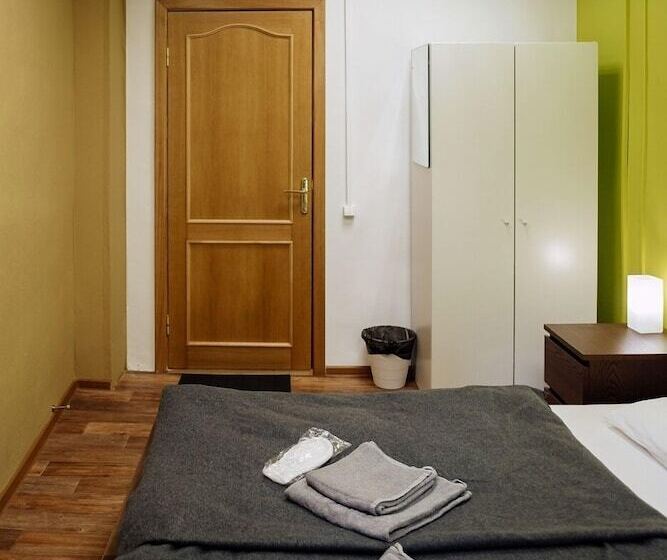 Sleep&go Hostel
