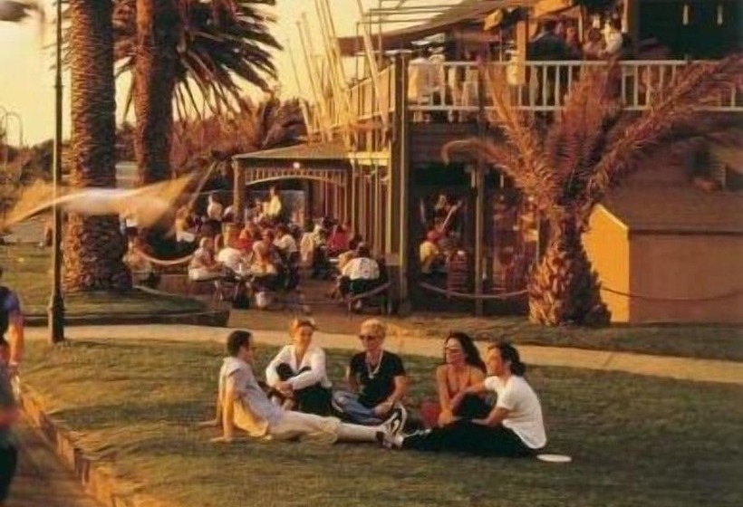 هاستل St Kilda Accommodation
