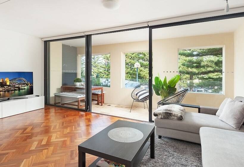 Coogee Beach Pad