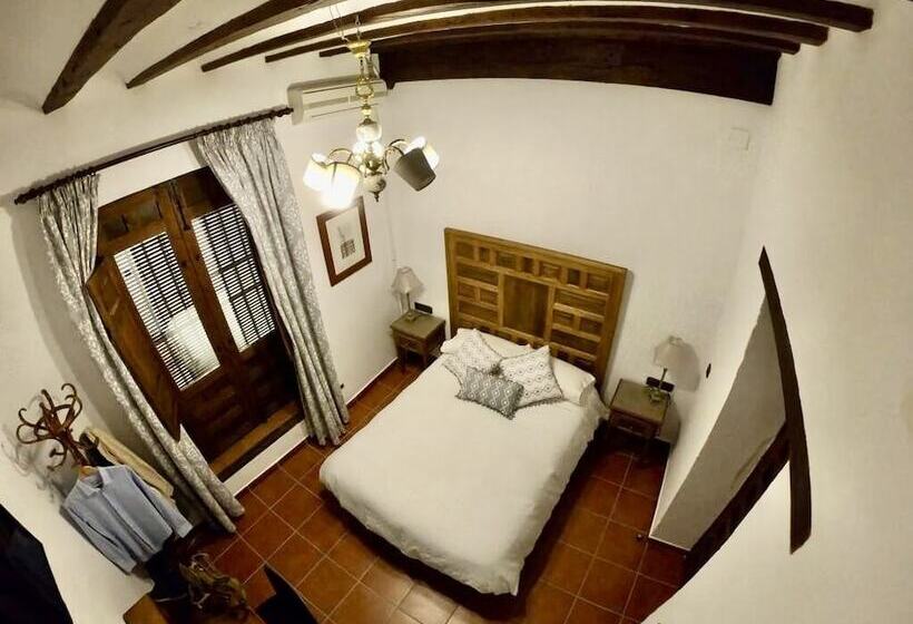 هتل Habitaciones Las Termas