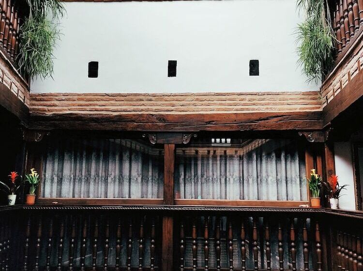 هتل Habitaciones Las Termas