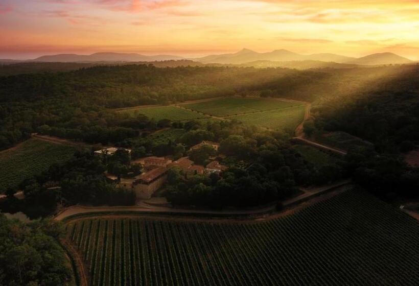 بنسيون Commanderie De Peyrassol