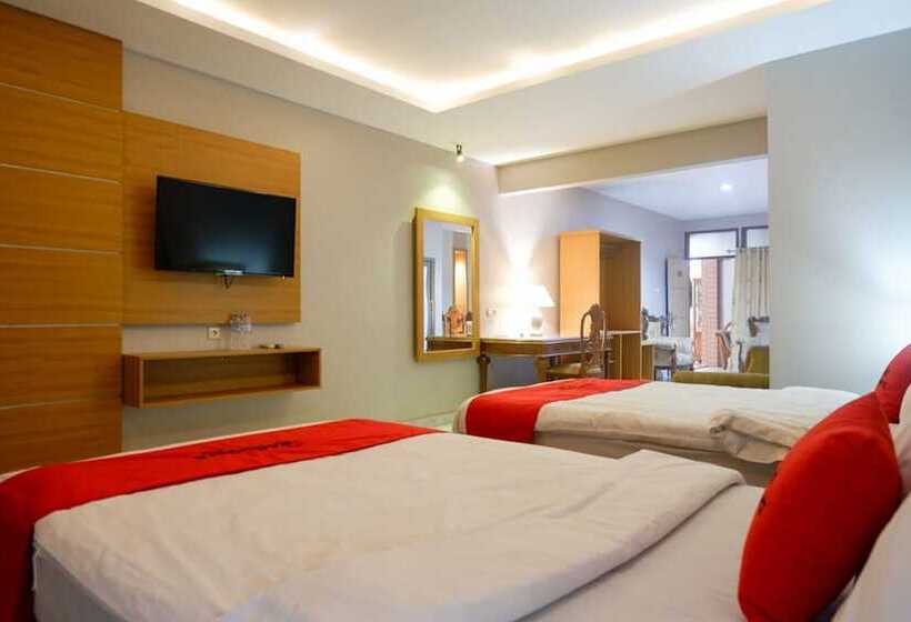 펜션 Reddoorz Plus At Hotel Srikandi Kendari