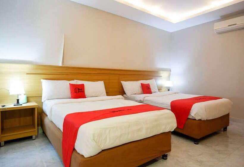 펜션 Reddoorz Plus At Hotel Srikandi Kendari