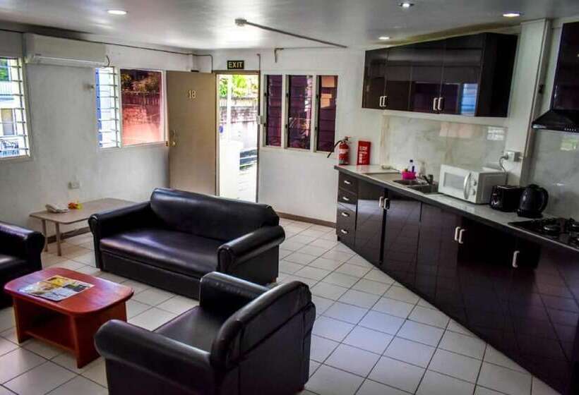 Town House Apartment S Suva