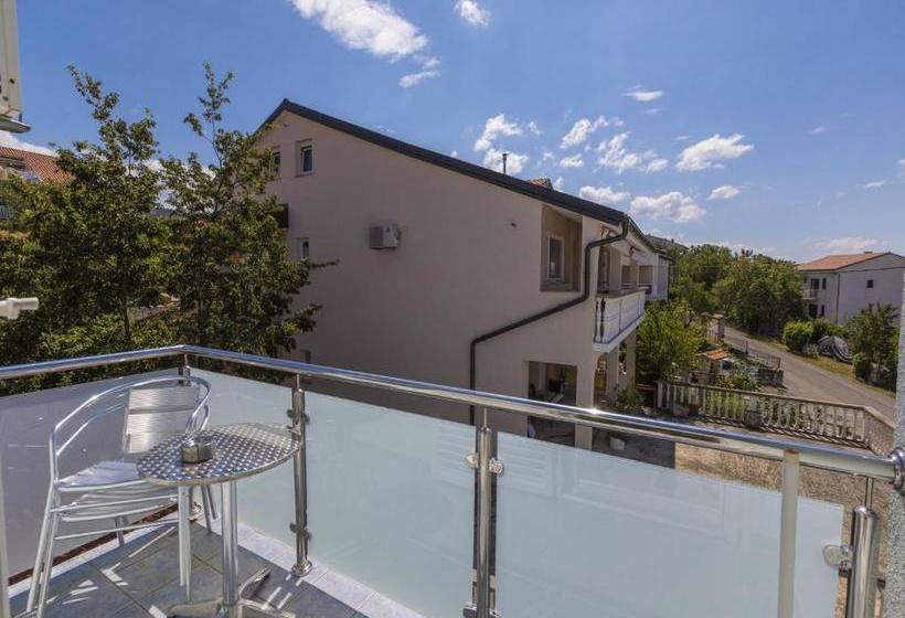 Apartments Frutis