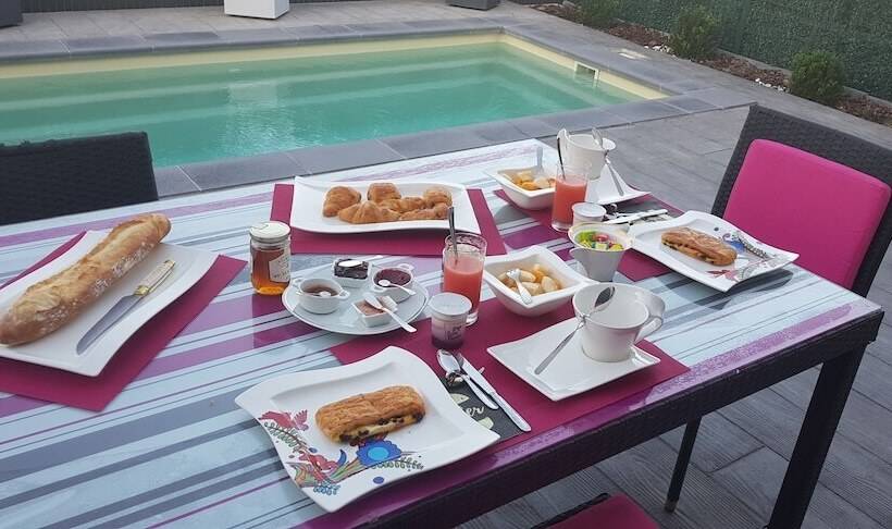 تختخواب و صبحانه Chambre Cosy Adults Only