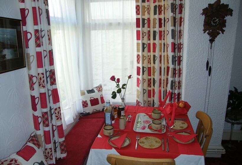 住宿加早餐  El Tabora Guest House