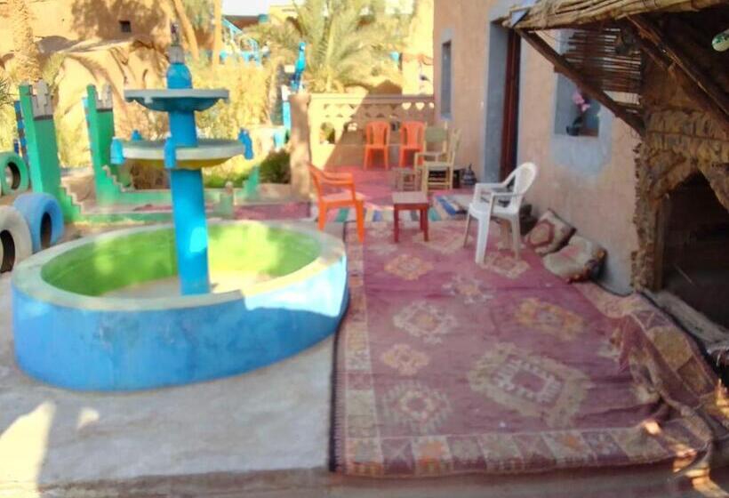 پانسیون Auberge L'oasis Mhamid