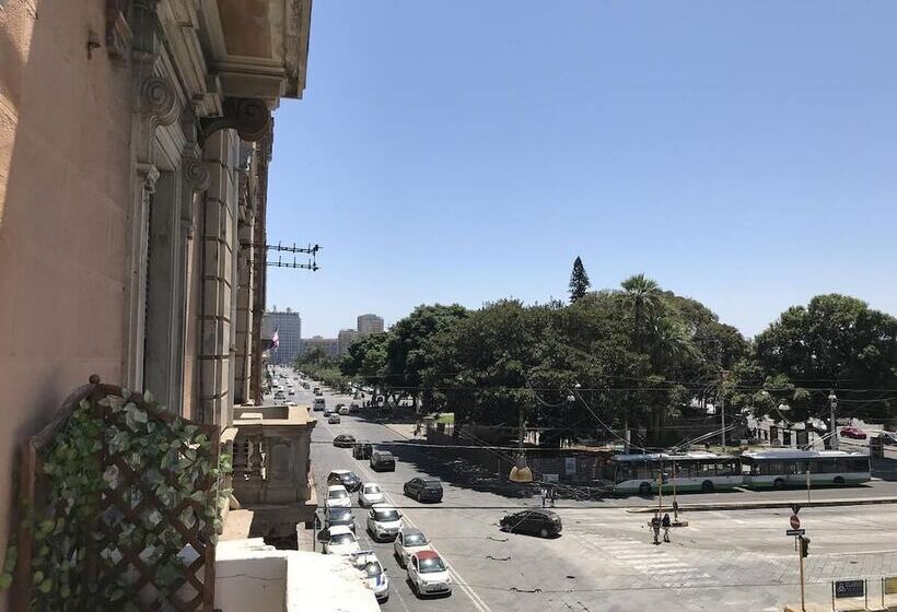 پانسیون Cagliari D'amare Via Roma