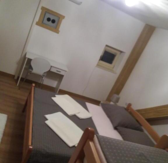 פנסיון Prenoćište Kastel