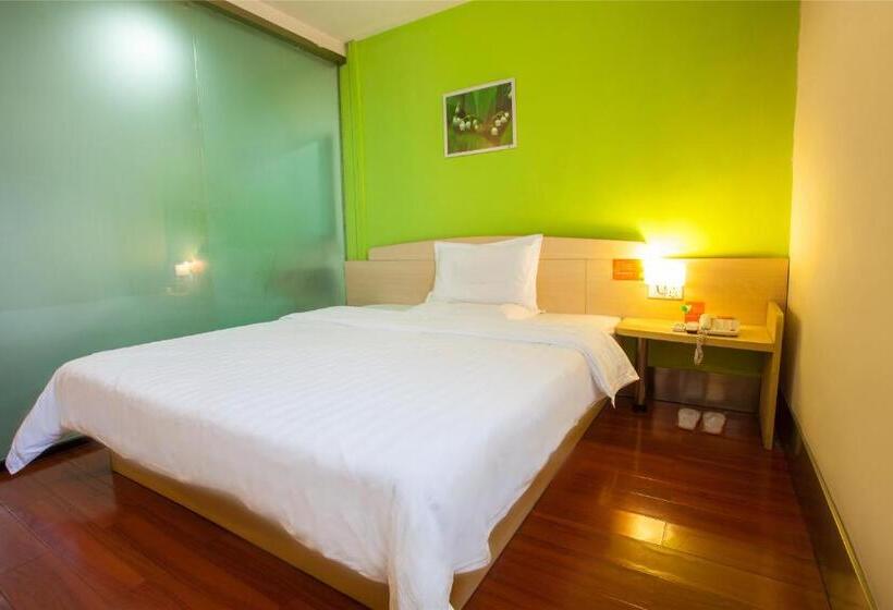 هتل 7days Inn Zhuhai North Railway Station Jinding
