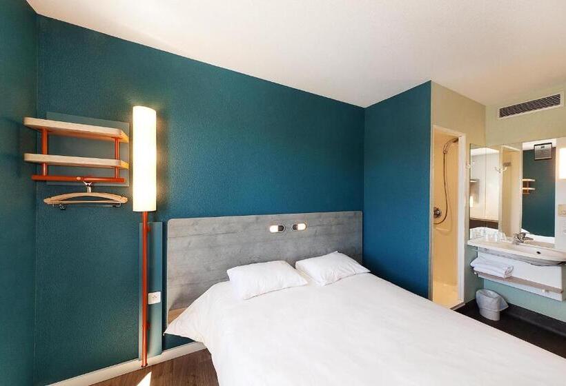 בית מלון כפרי Ibis Budget Saint Gaudens
