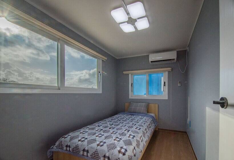 هتل Tinian Ocean View