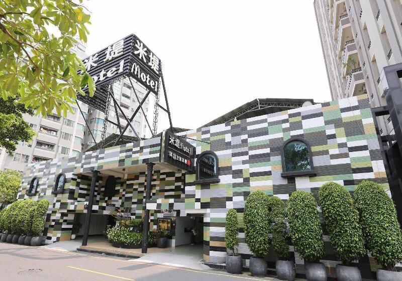 Midi Motel Tai Nan Branch