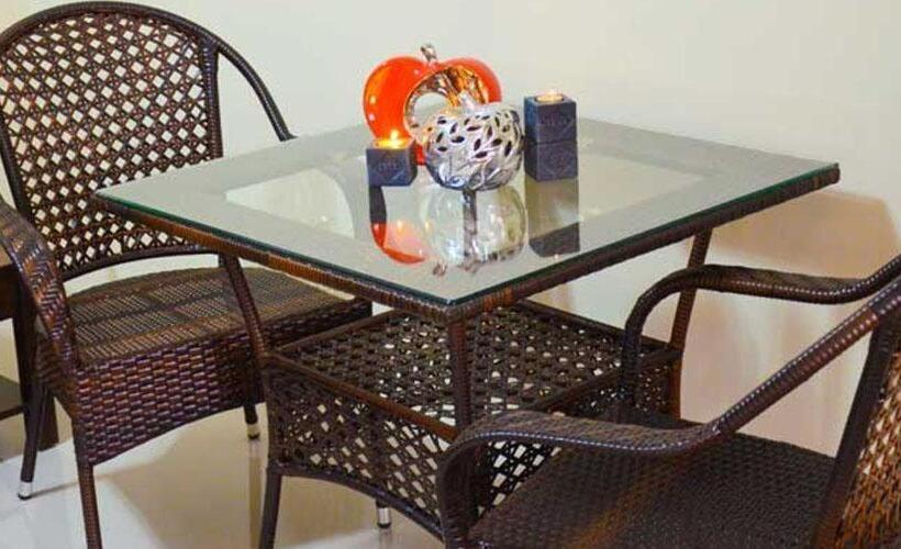 هتل La Galleon Suites