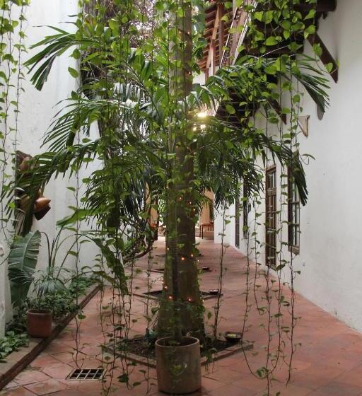 هتل Casa Del Tejadillo