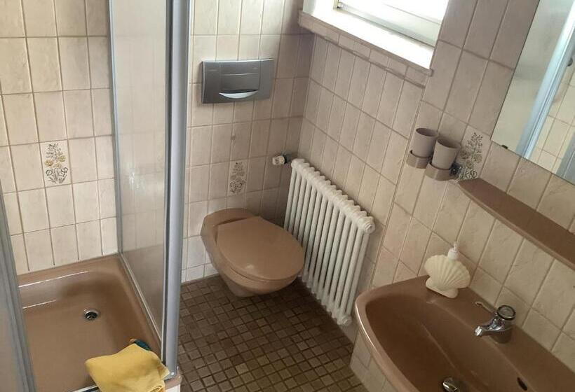 هتل Gästehaus Am Lindenweg