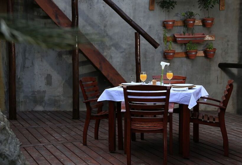 فندق Isandlwana Lodge