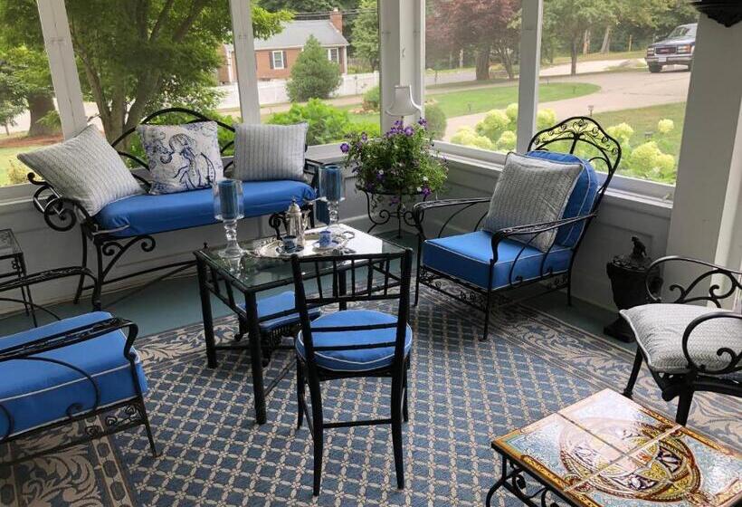 민박 Silvershell Inn