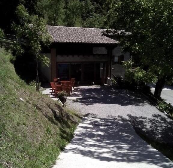 فندق Agriturismo Cascina Lert