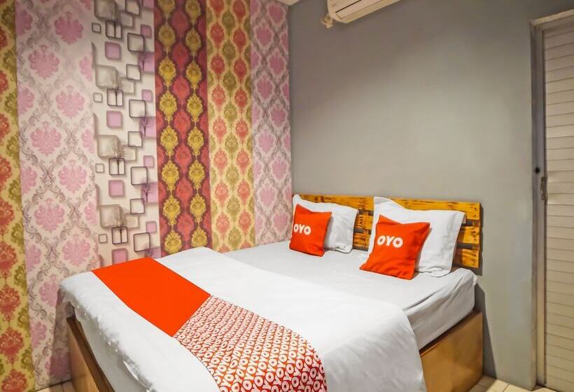 هتل Oyo 990 Stadion Residence