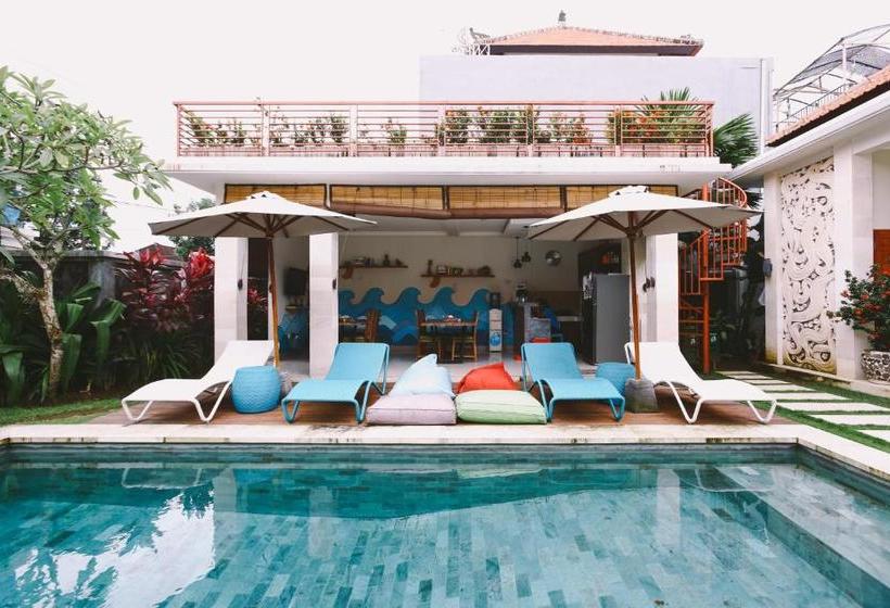 هتل Waterborn Bali