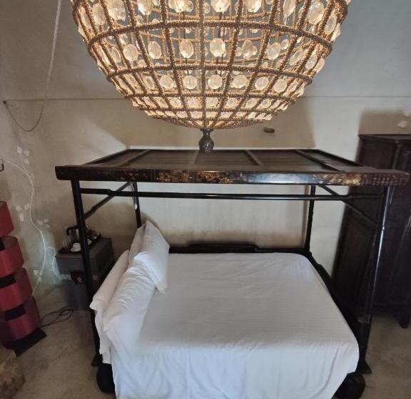 ペンション Casa Baladin Camere Di Charme E Agronidi Dell'open Garden