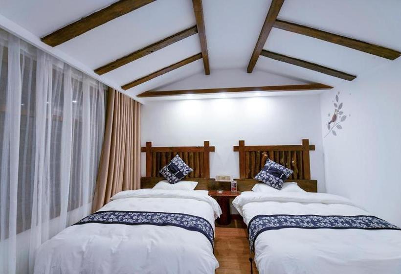 بنسيون Floral  · Spring Guesthouse Zhangjiajie