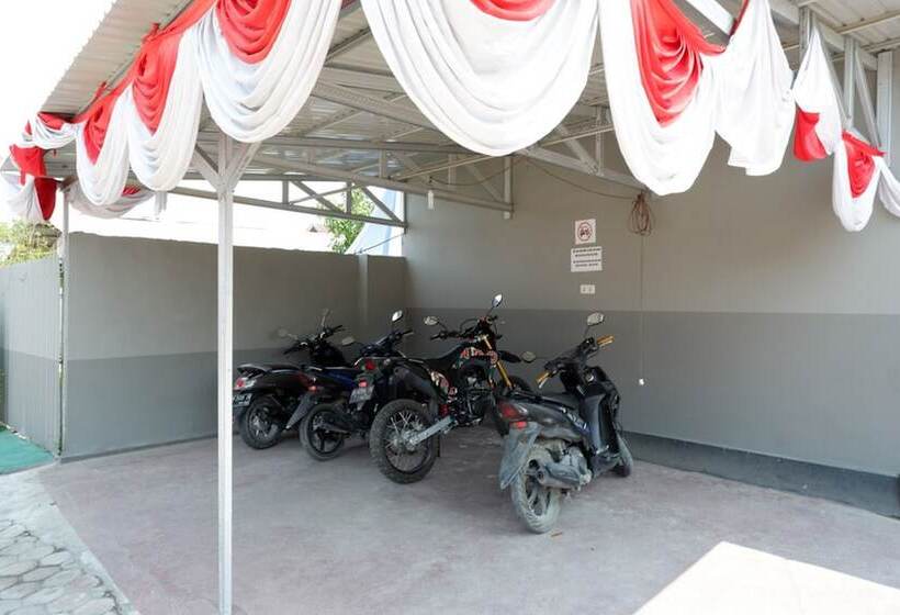 Pension Koolkost Near Rs Samaritan Palu