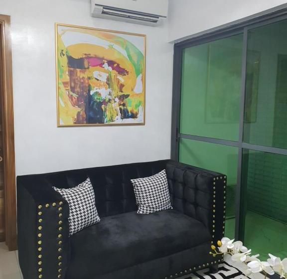هتل Executive Home